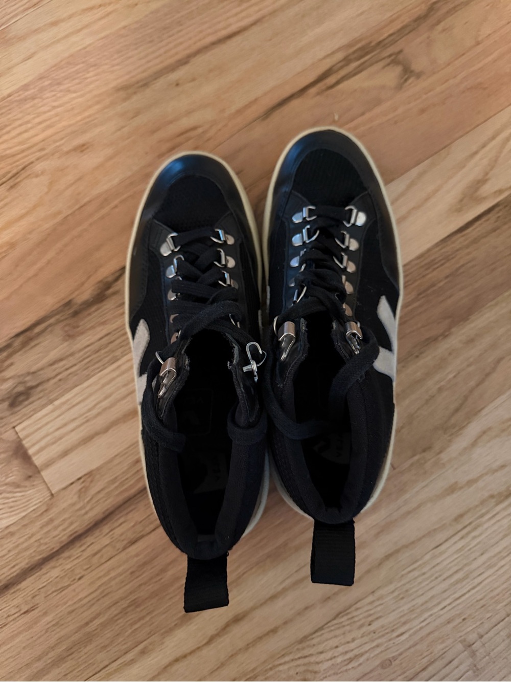 Veja Black High-Top Sneakers with Cream Accent - Picture 4 of 7